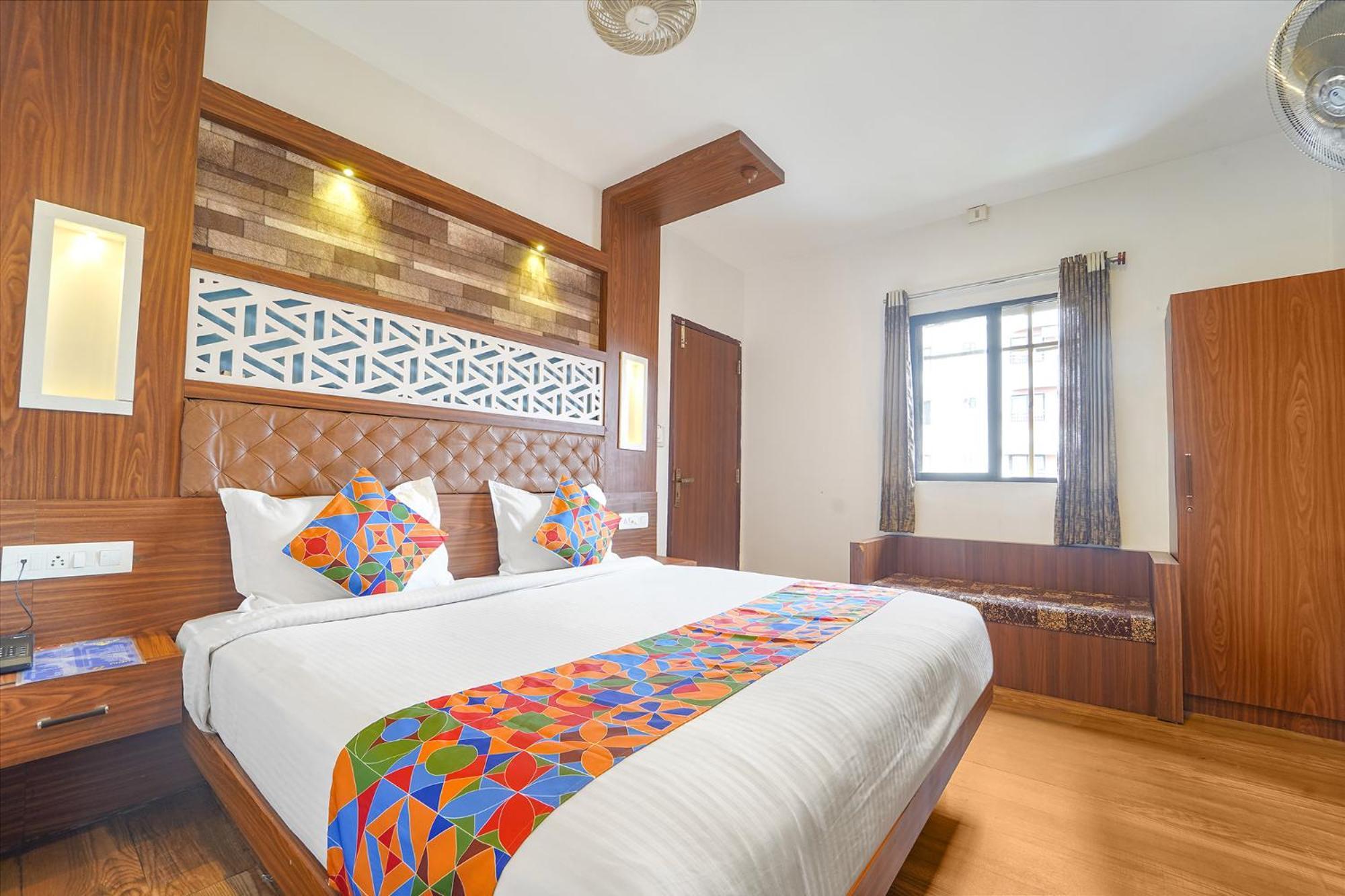 Fabhotel Qube - 800M From Ernakulam Junction South Railway Station Kochi Zewnętrze zdjęcie