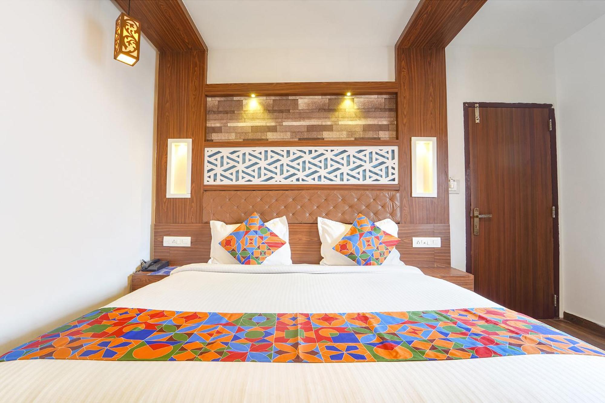 Fabhotel Qube - 800M From Ernakulam Junction South Railway Station Kochi Zewnętrze zdjęcie
