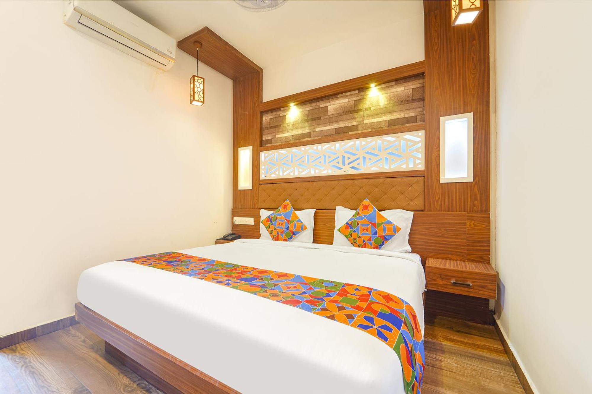 Fabhotel Qube - 800M From Ernakulam Junction South Railway Station Kochi Zewnętrze zdjęcie