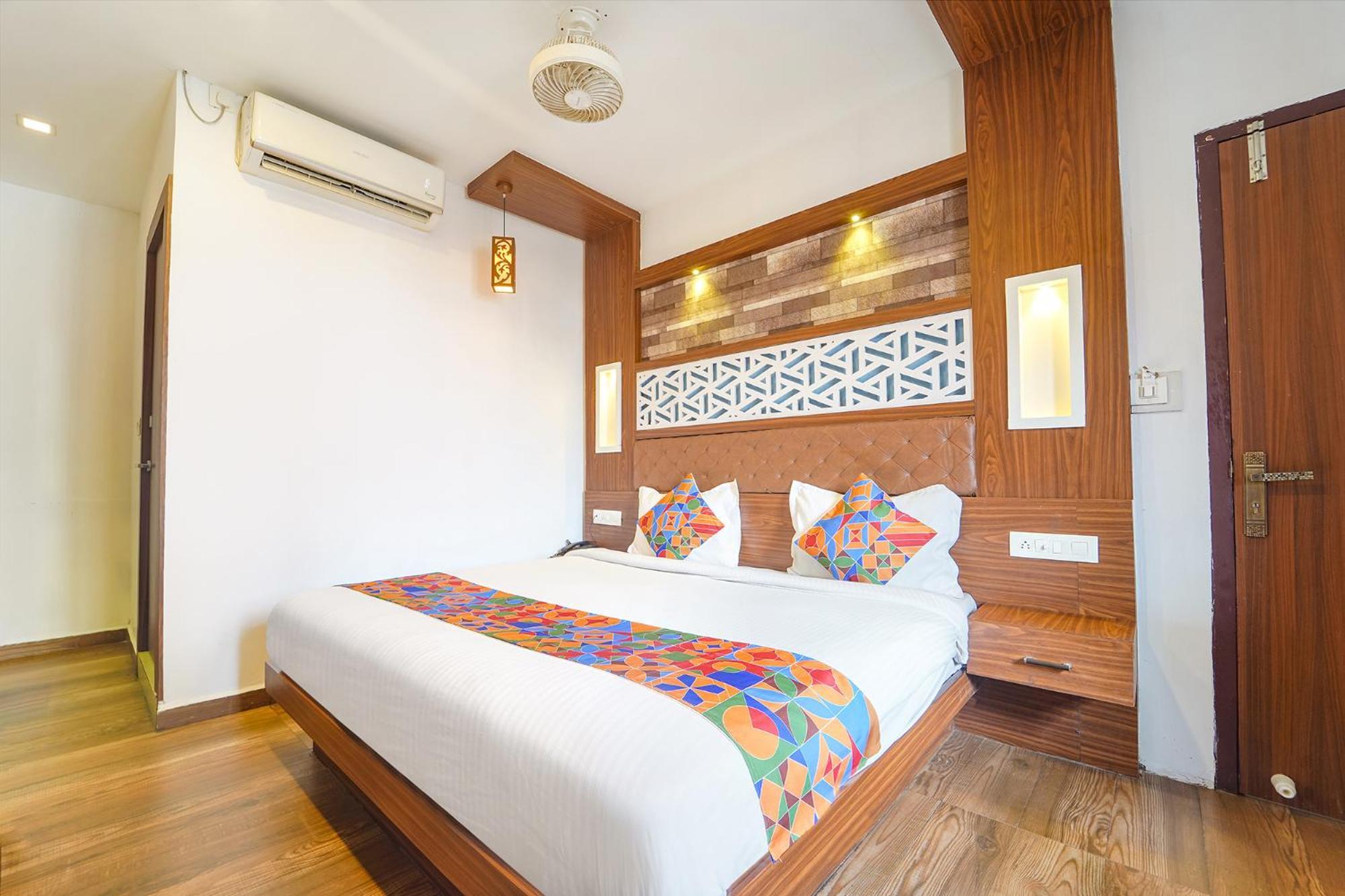 Fabhotel Qube - 800M From Ernakulam Junction South Railway Station Kochi Zewnętrze zdjęcie